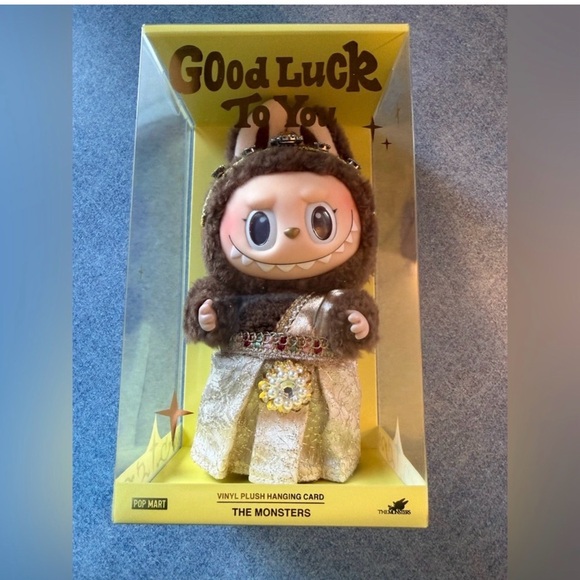POPMART the monsters good luck to you the LABUBU PLUSH NWT